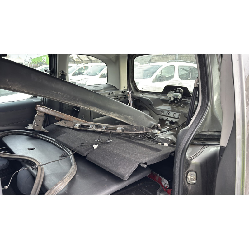 Interrupteur de leve vitre avant droit PEUGEOT PARTNER 2 Photo n°14