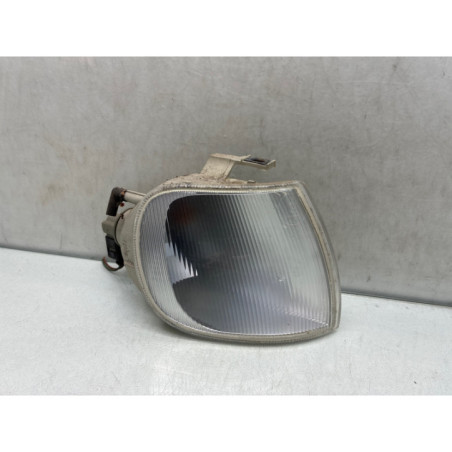 Optique avant secondaire droit (feux)(clignotant) VOLKSWAGEN POLO 3