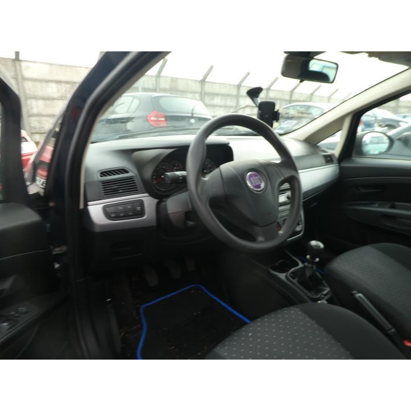 Moteur FIAT GRANDE PUNTO Photo n°10