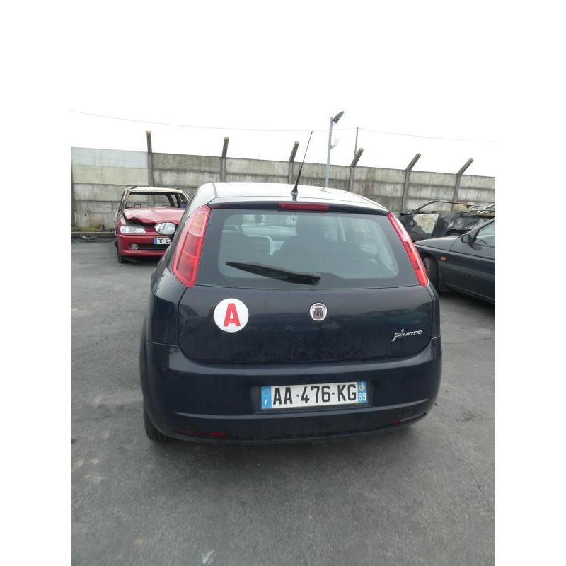 Moteur FIAT GRANDE PUNTO Photo n°16