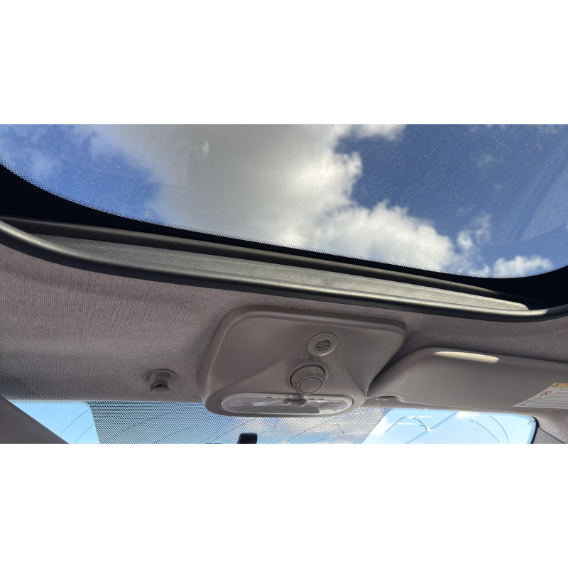 Attache ceinture arriere droit RENAULT TWINGO 2 Photo n°17