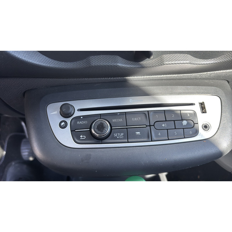 Attache ceinture arriere droit RENAULT TWINGO 2 Photo n°19