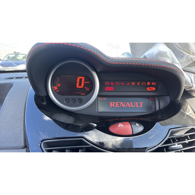 Attache ceinture arriere gauche RENAULT TWINGO 2 Photo n°18