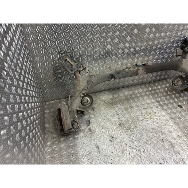Essieu arriere CITROEN C4 2 Photo n°4