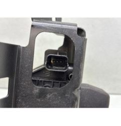 Serrure de hayon PEUGEOT 208 1