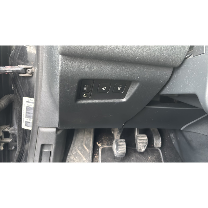 Pretensionneur de ceinture avant gauche CITROEN C4 2 Photo n°20