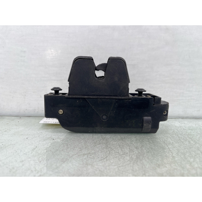 Serrure de hayon CITROEN C4 1 Photo n°4