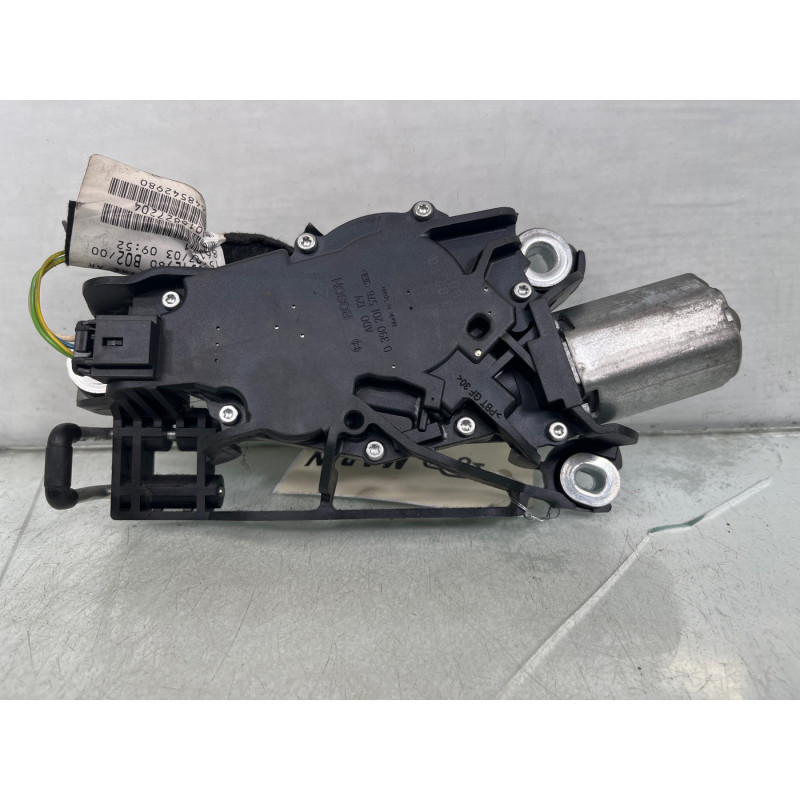 Moteur essuie glace arriere PEUGEOT 206 Photo n°3