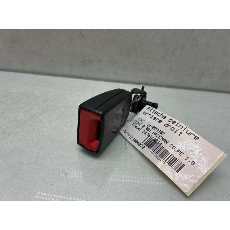 Attache ceinture arriere droit MINI MINI 2 R61 Photo n°3