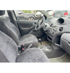 Serrure avant gauche TOYOTA YARIS 1