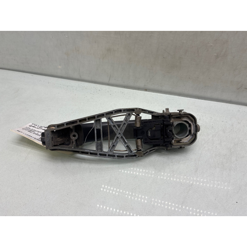 Poignee porte arriere gauche VOLKSWAGEN TOURAN 1 Photo n°1