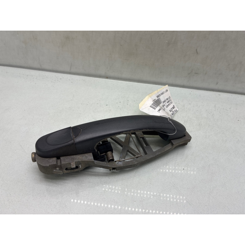 Poignee porte arriere gauche VOLKSWAGEN TOURAN 1 Photo n°2