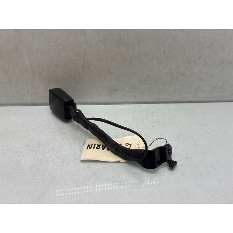 Attache ceinture avant gauche VOLKSWAGEN TOURAN 1 Photo n°3