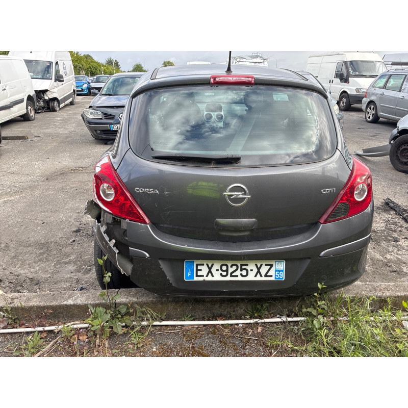 Pretensionneur de ceinture avant droit OPEL CORSA D Photo n°10
