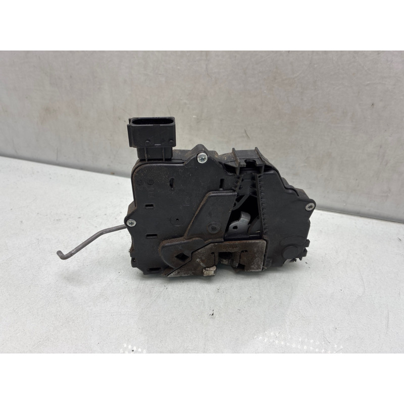 Serrure avant gauche OPEL CORSA D Photo n°4