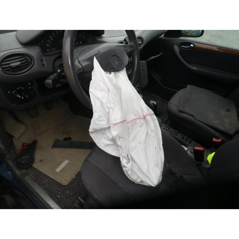 Serrure de coffre MERCEDES CLASSE A 168 Photo n°8