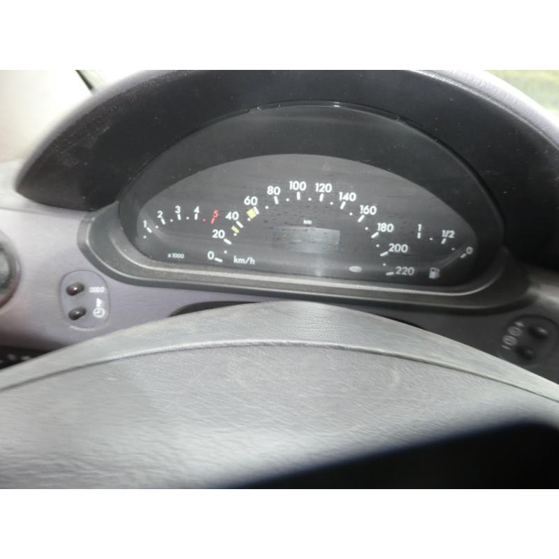 Serrure de coffre MERCEDES CLASSE A 168 Photo n°10