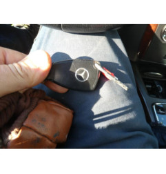 Serrure de coffre MERCEDES CLASSE A 168