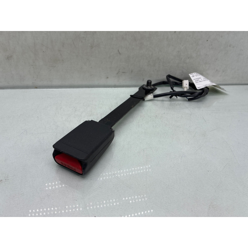 Attache ceinture avant droit NISSAN JUKE 1 Photo n°1