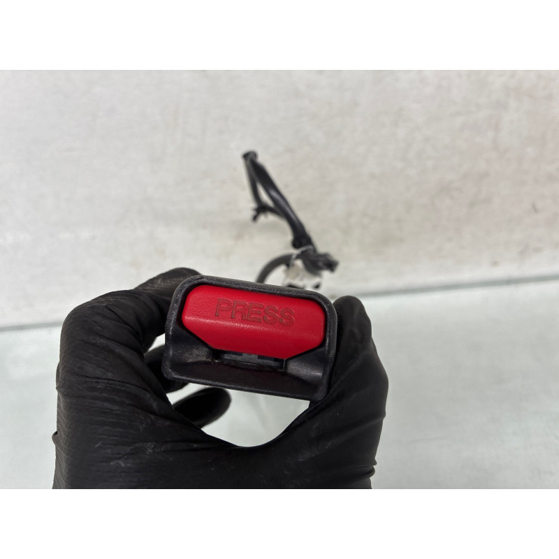 Attache ceinture avant gauche NISSAN JUKE 1 Photo n°3