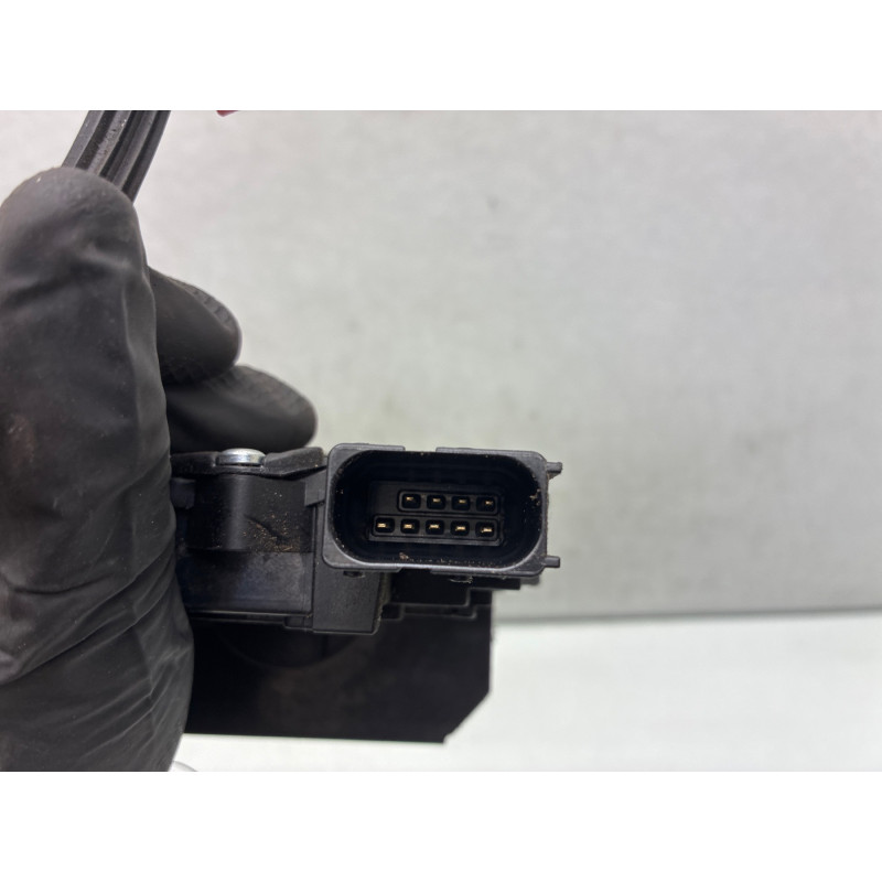 Serrure arriere droit OPEL MERIVA B Photo n°2