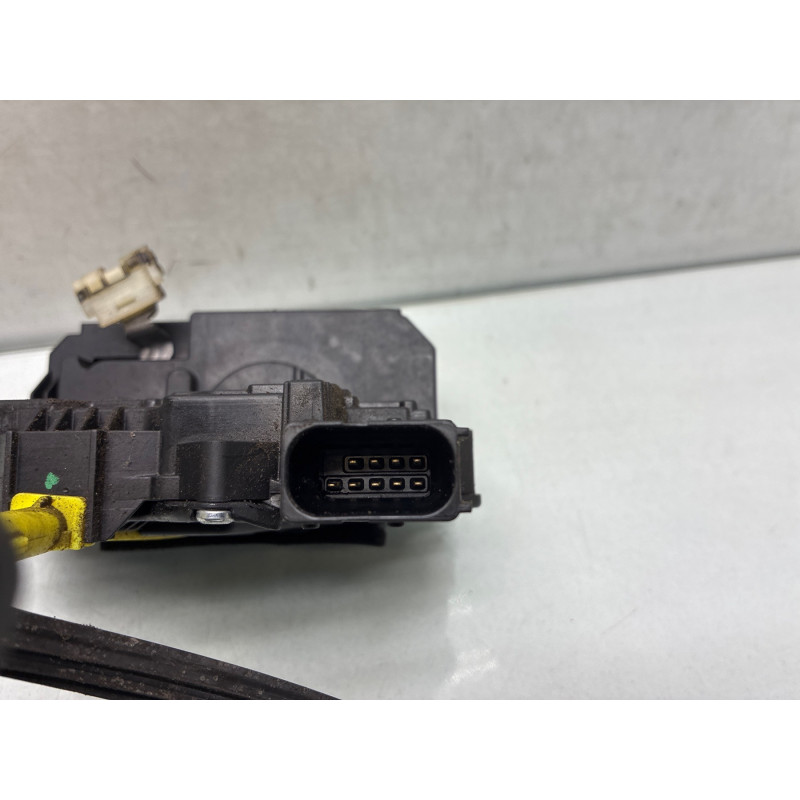 Serrure arriere gauche OPEL MERIVA B Photo n°1