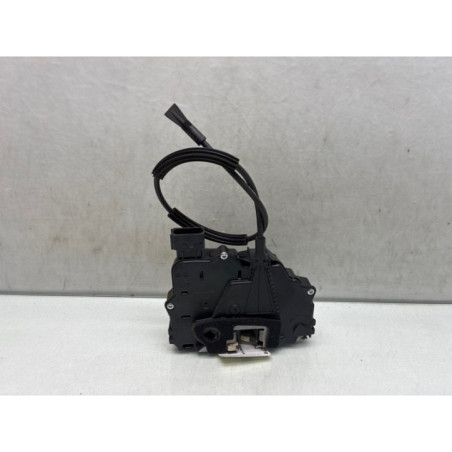 Serrure avant gauche OPEL MERIVA B