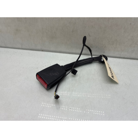 Attache ceinture avant droit AUDI A3 3 Photo n°1
