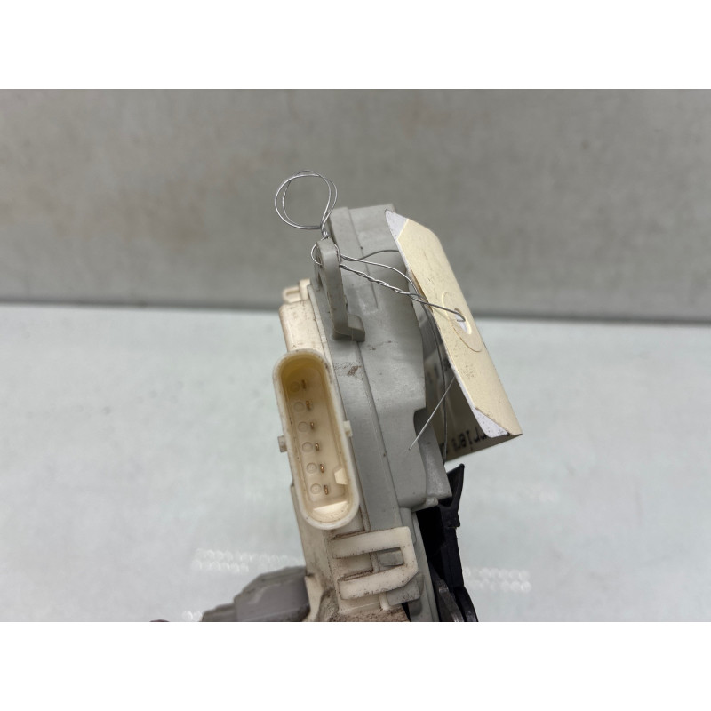 Serrure arriere droit AUDI A3 3 Photo n°2