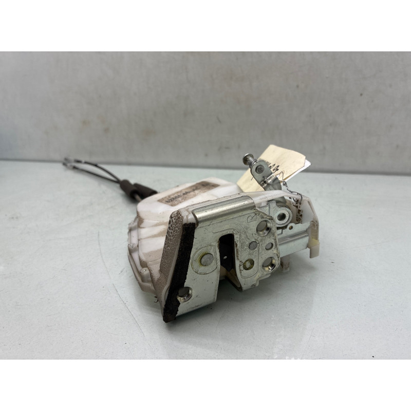 Serrure arriere droit SUZUKI SWIFT 4 Photo n°2