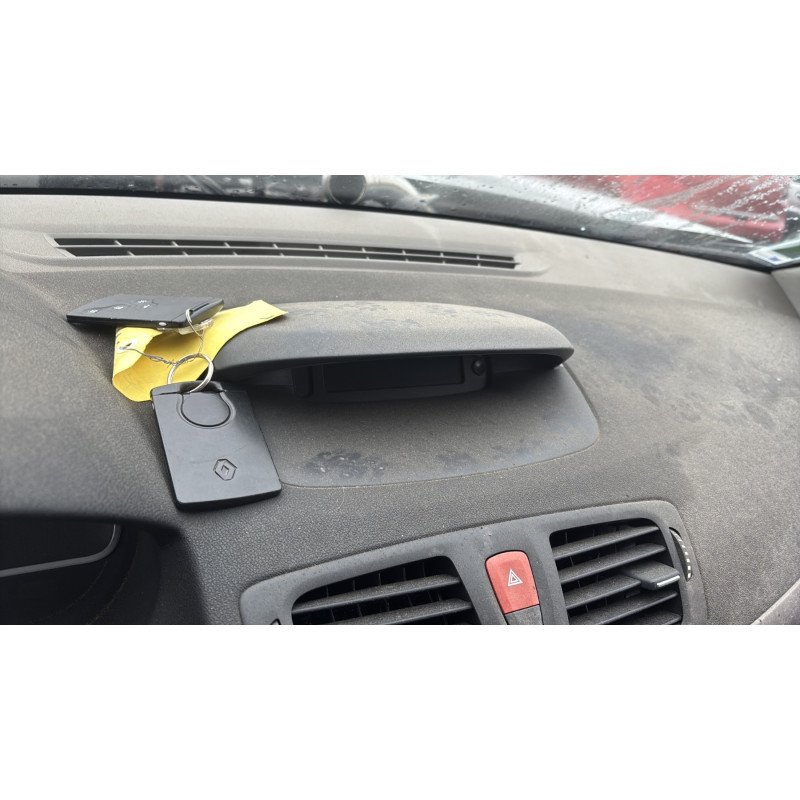 Poignee porte avant gauche RENAULT MEGANE 3 Photo n°20