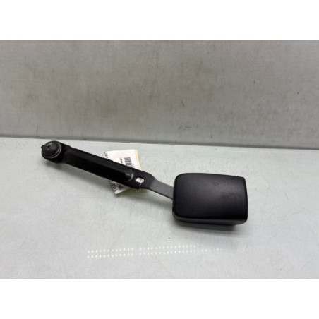 Attache ceinture avant gauche RENAULT MEGANE 3