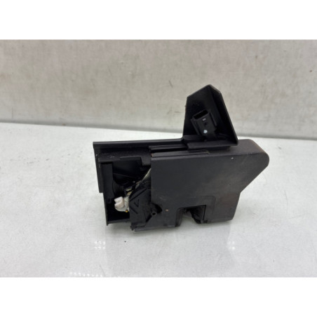 Serrure arriere droit DACIA SANDERO 2
