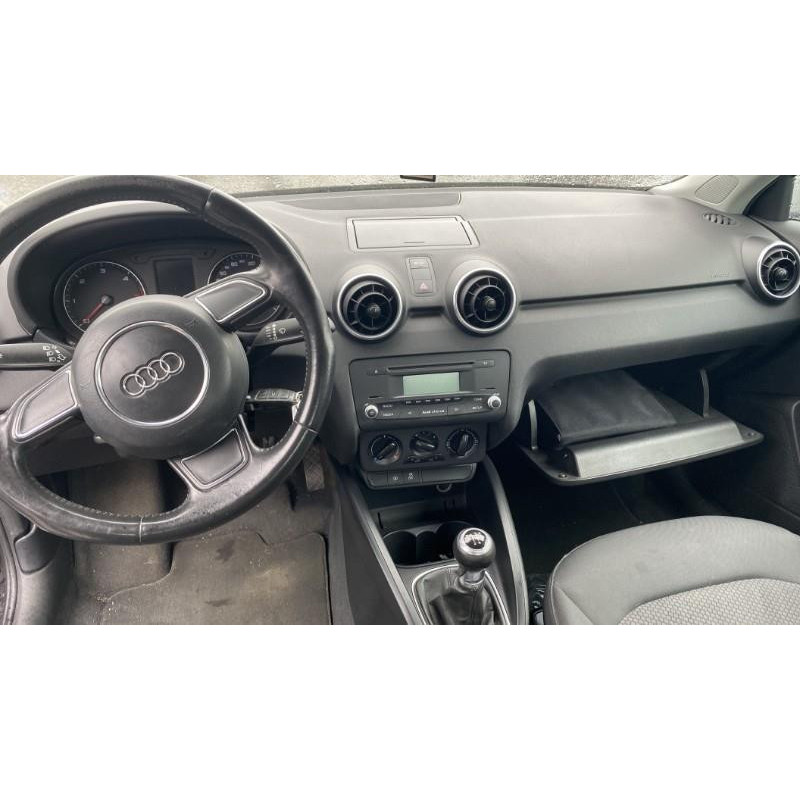 Air bag conducteur AUDI A1 1 Photo n°8