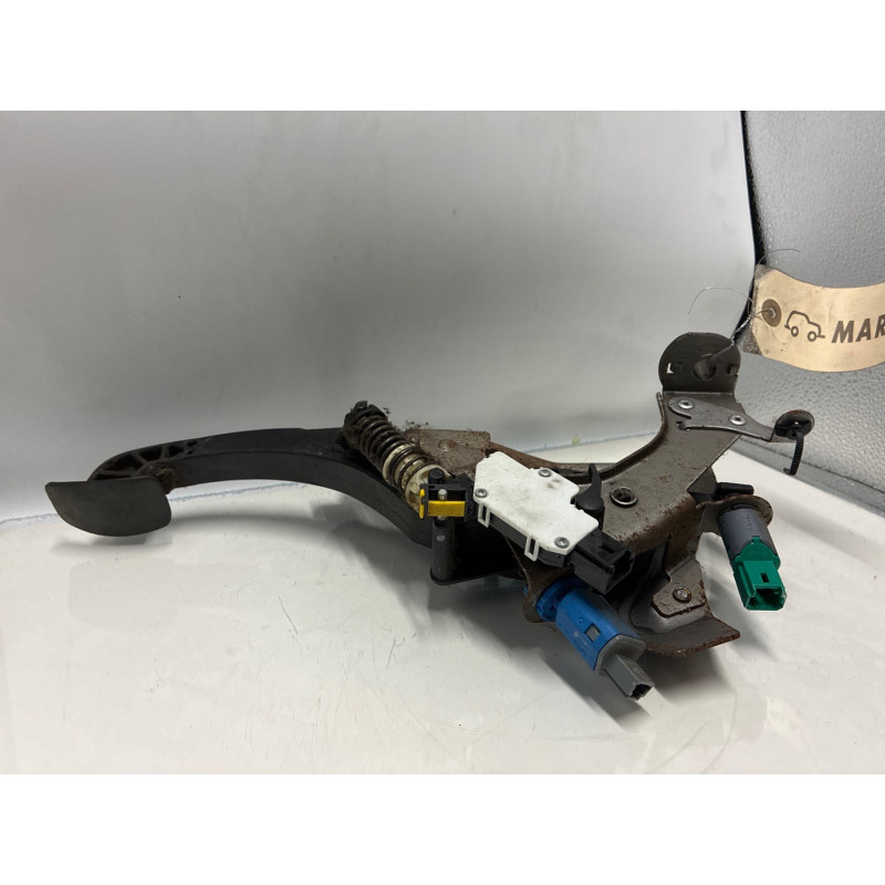 Pedale d'embrayage RENAULT GRAND SCENIC 3 Photo n°1