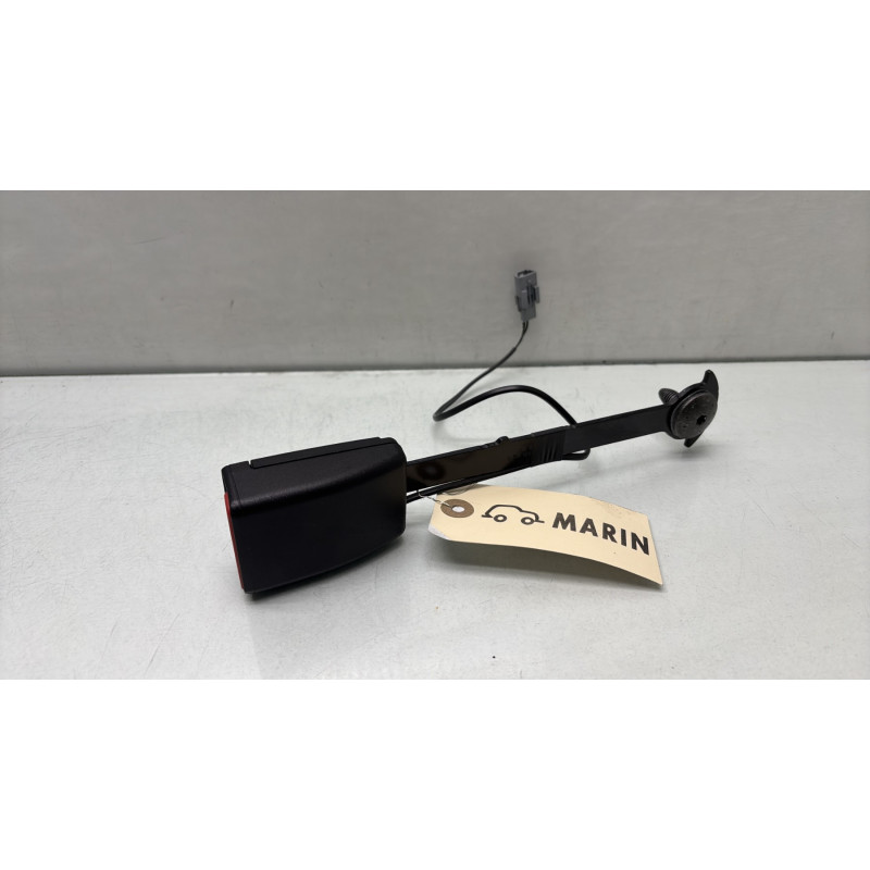 Attache ceinture avant droit RENAULT MEGANE 4 Photo n°1