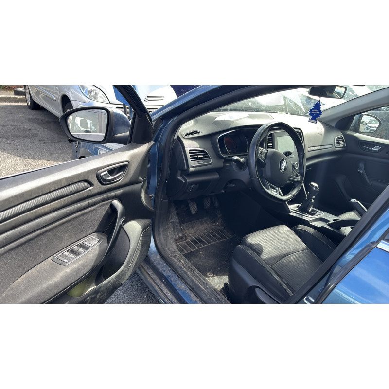 Attache ceinture avant droit RENAULT MEGANE 4 Photo n°14