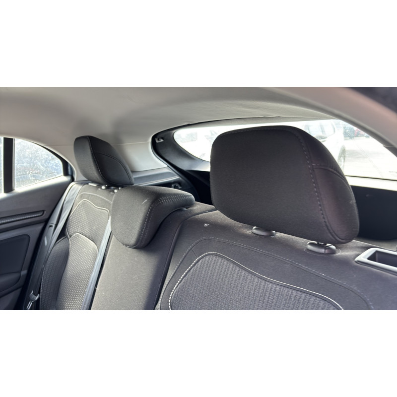 Attache ceinture avant droit RENAULT MEGANE 4 Photo n°16