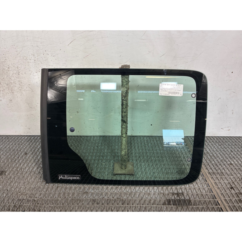 Vitre arriere droit CITROEN BERLINGO 1 Photo n°1
