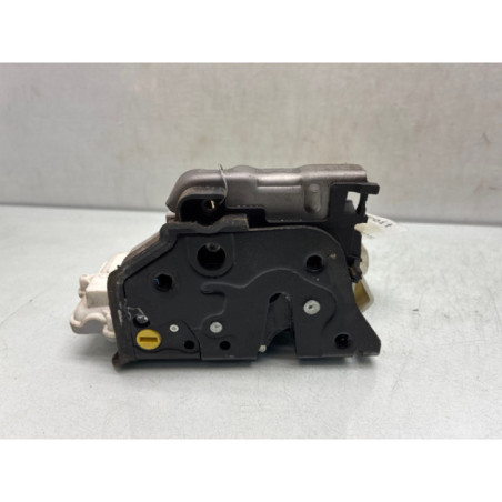 Serrure avant droit AUDI A4 3