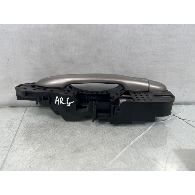 Poignee porte arriere gauche RENAULT MEGANE 3 Photo n°5