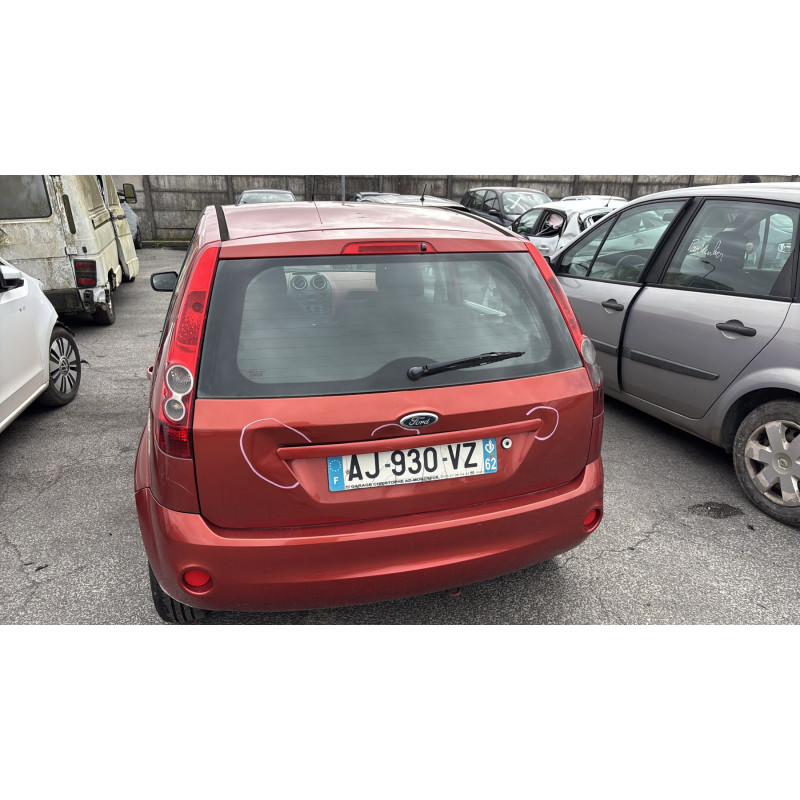 Serrure avant gauche FORD FIESTA 5 Photo n°9