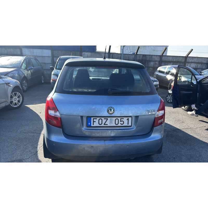 Renfort pare choc arriere (traverse) SKODA FABIA 2 Photo n°8