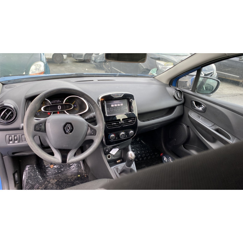 Poignee porte avant gauche RENAULT CLIO 4 Photo n°16