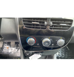 Poignee porte avant gauche RENAULT CLIO 4