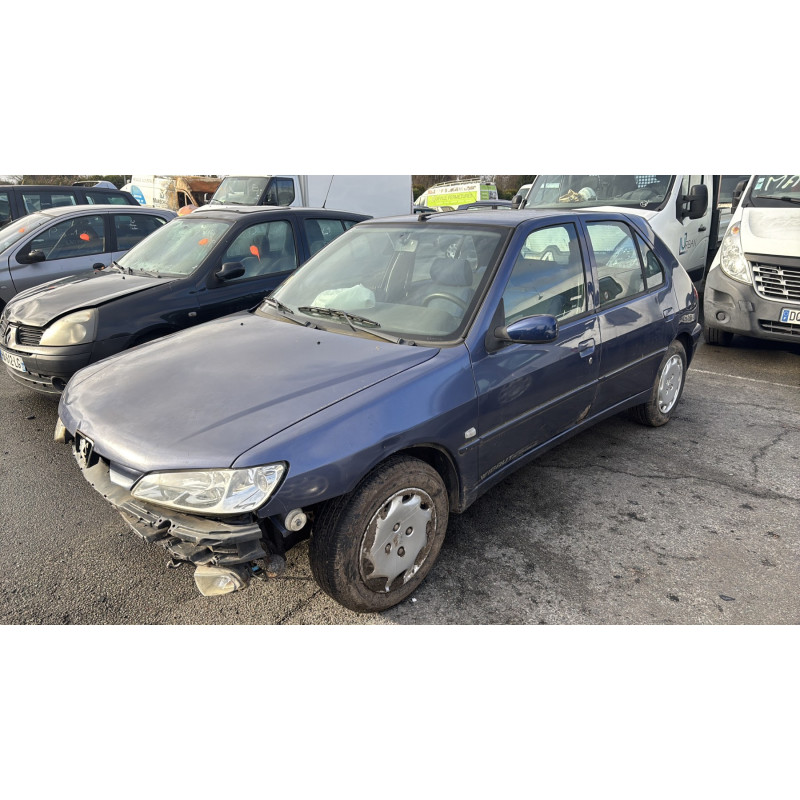 Poignee porte avant gauche PEUGEOT 306 Photo n°4