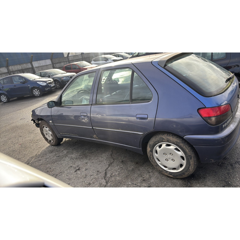 Poignee porte avant gauche PEUGEOT 306 Photo n°11