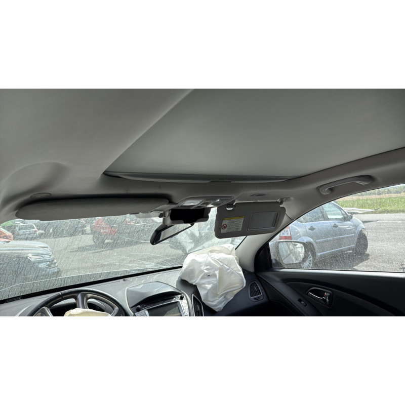 Anti brouillard arriere gauche HYUNDAI IX 35 Photo n°17