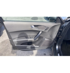 Poignee porte avant gauche AUDI A1 1