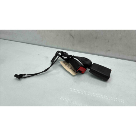 Attache ceinture arriere gauche AUDI A1 1 Photo n°1